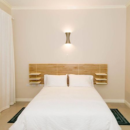 Kingsway New Kingston Guest Apartment II ภายนอก รูปภาพ