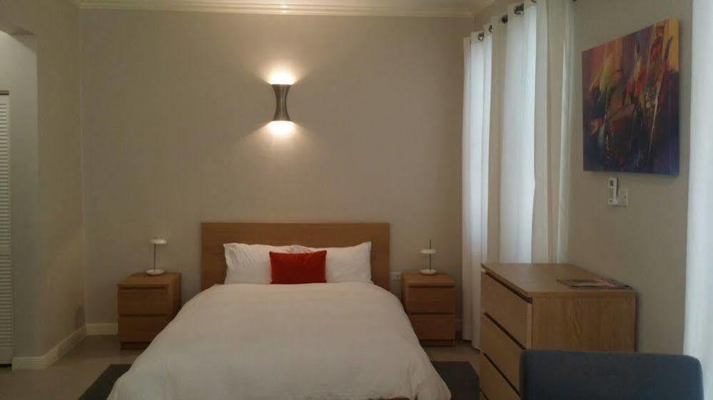 Kingsway New Kingston Guest Apartment II ภายนอก รูปภาพ